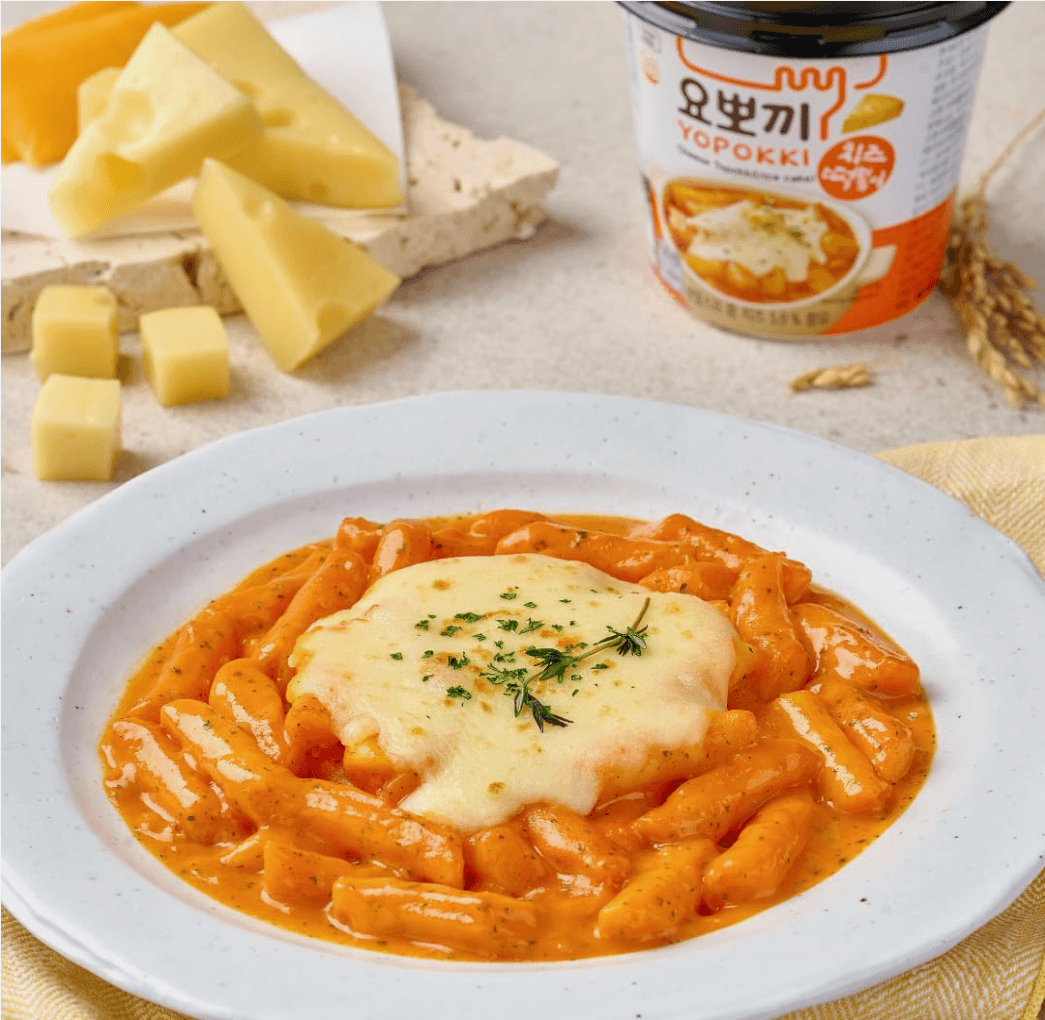 Cheese Tteokbokki Cup β served